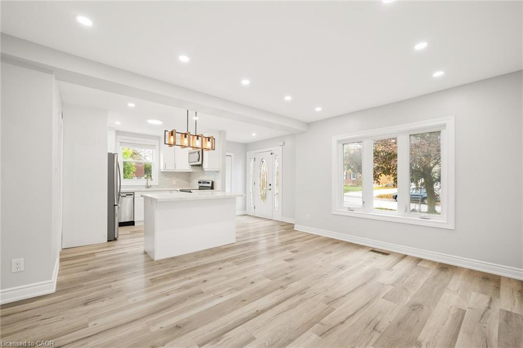 91 Jackson Avenue Property Photo 4