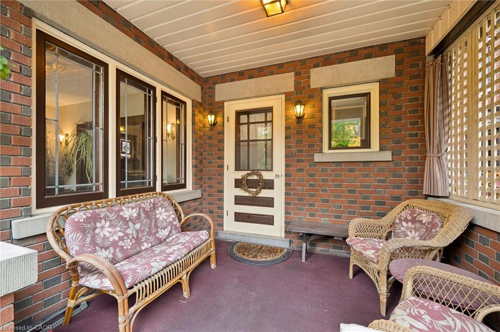 62 Heins Avenue Property Photo 4
