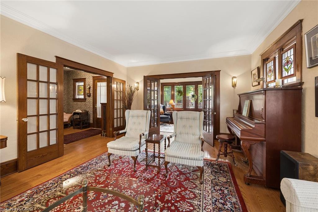 62 Heins Avenue Property Photo 10