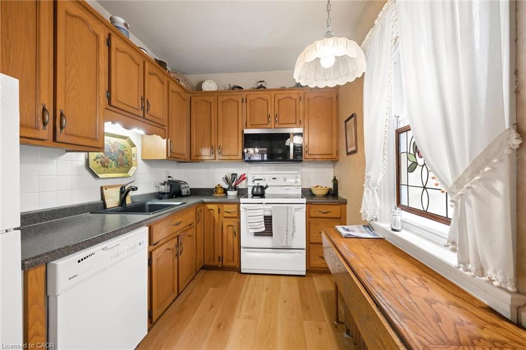 62 Heins Avenue Property Photo 15