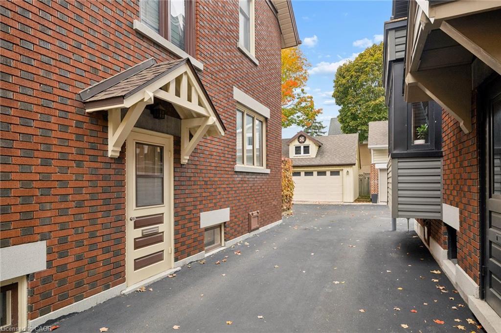 62 Heins Avenue Property Photo 30