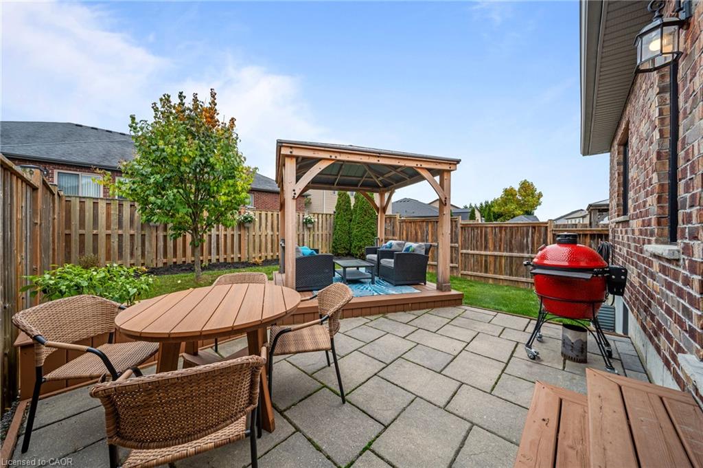 4 Basswood Road Property Photo 41