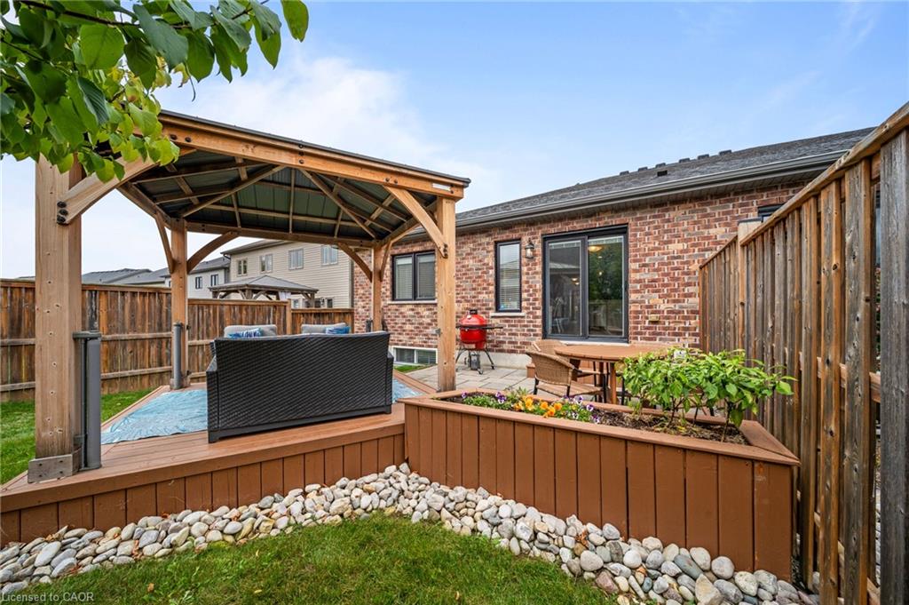 4 Basswood Road Property Photo 45