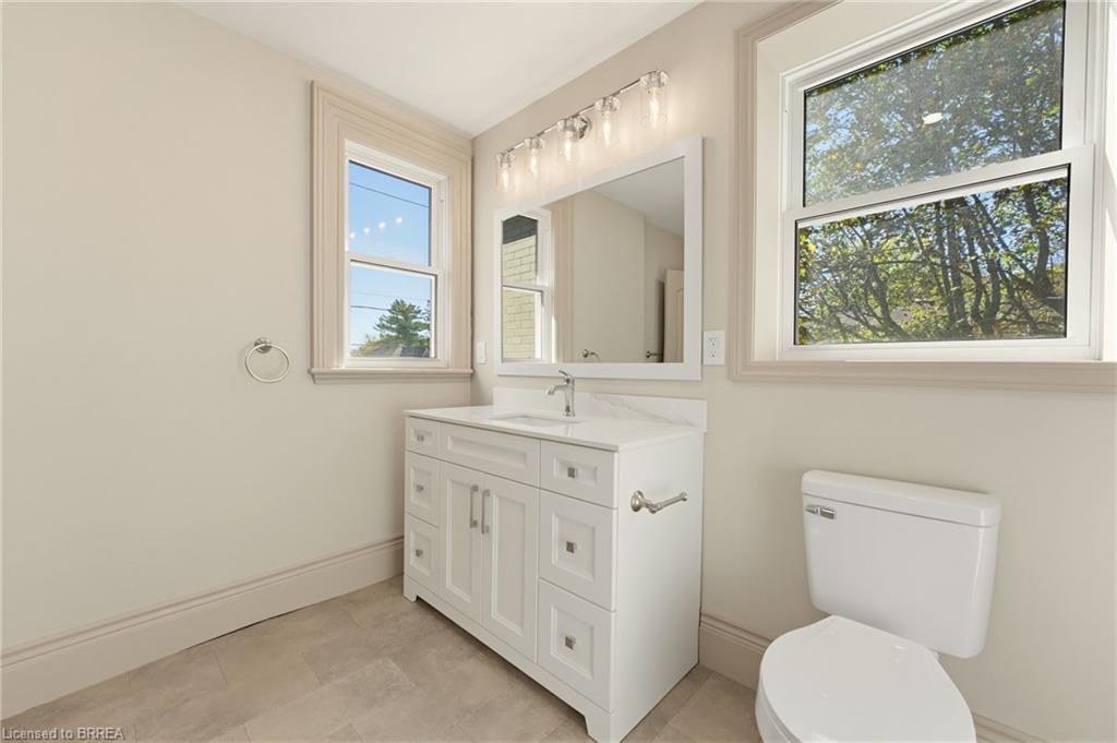 14 Bond Street Property Photo 17