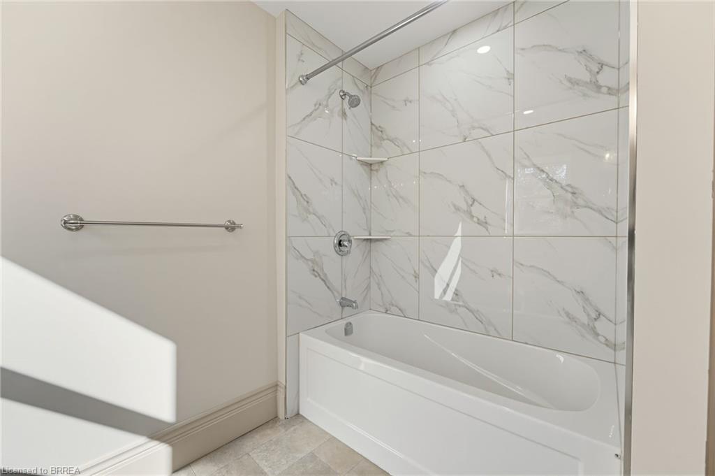 14 Bond Street Property Photo 18