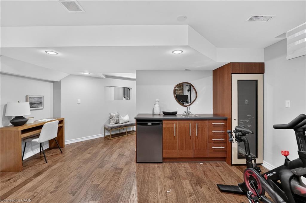 2243 Woodcrest Drive Property Photo 43