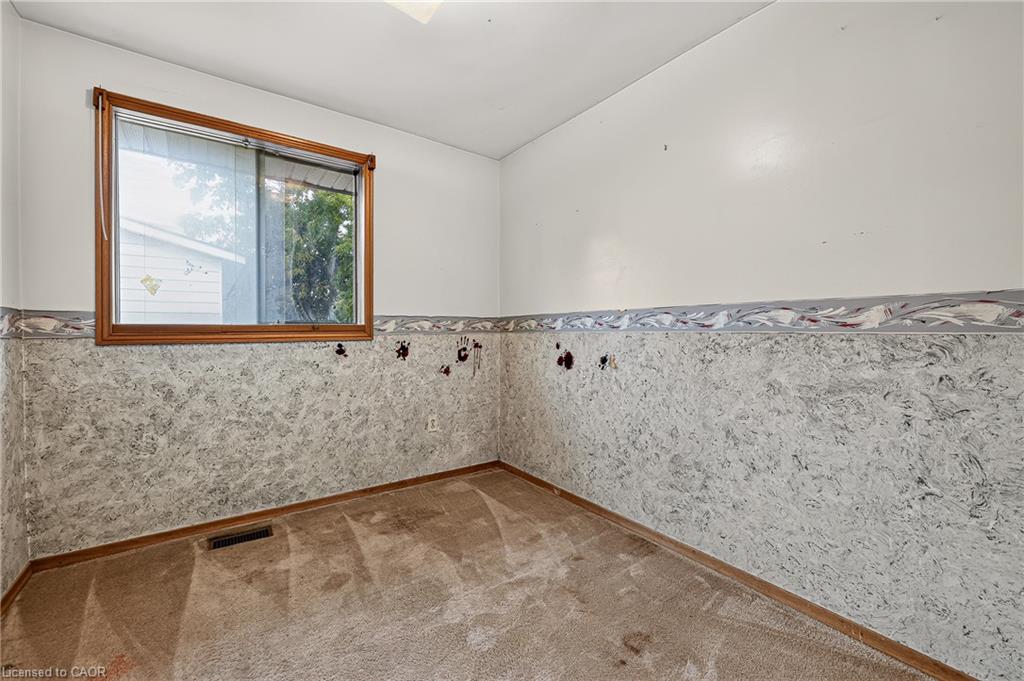 136 Dover Street Property Photo 21