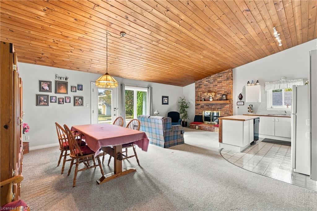 478 Johnson Street Property Photo 14