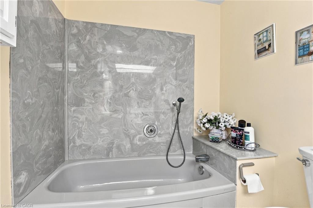 478 Johnson Street Property Photo 30