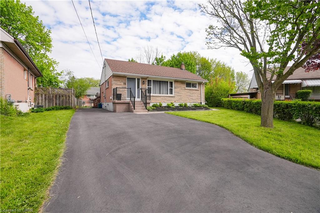 13 Beaucourt Place Property Photo 2