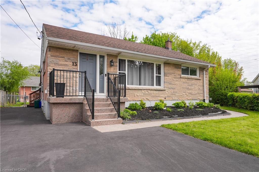 13 Beaucourt Place Property Photo 3