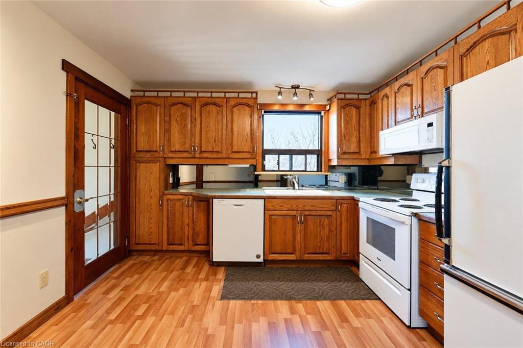 28 Shadyside Avenue Property Photo 12