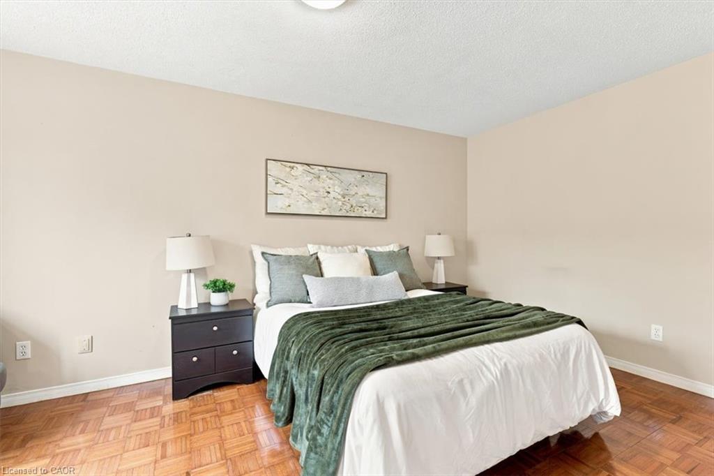16-229 Baker Street Property Photo 15