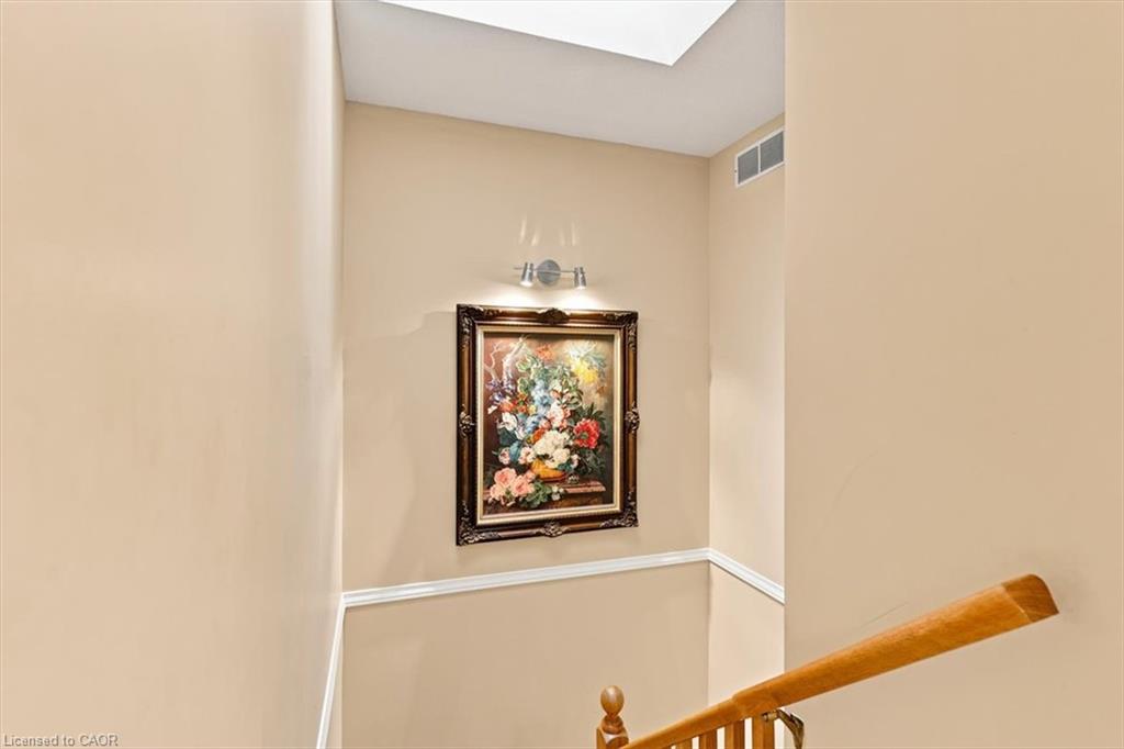 16-229 Baker Street Property Photo 23
