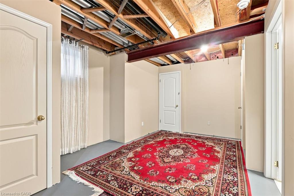 16-229 Baker Street Property Photo 27