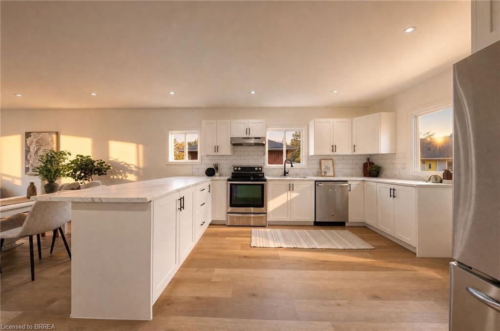 24 Park Road N Property Photo 14