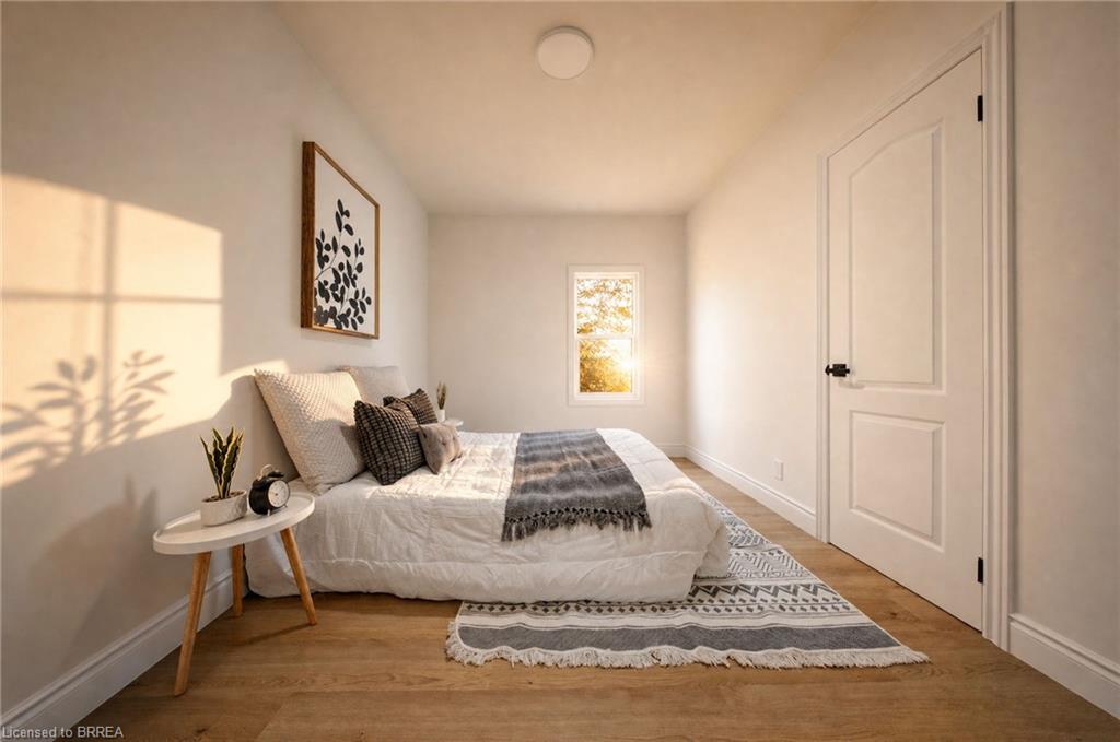 24 Park Road N Property Photo 16