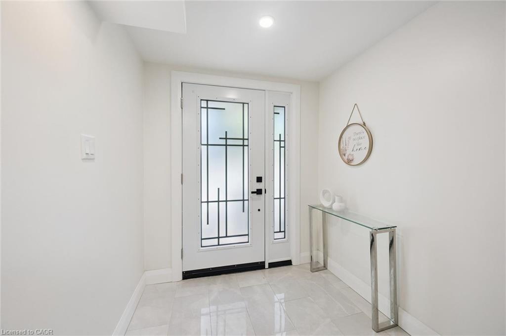 28 Borden Street Property Photo 8