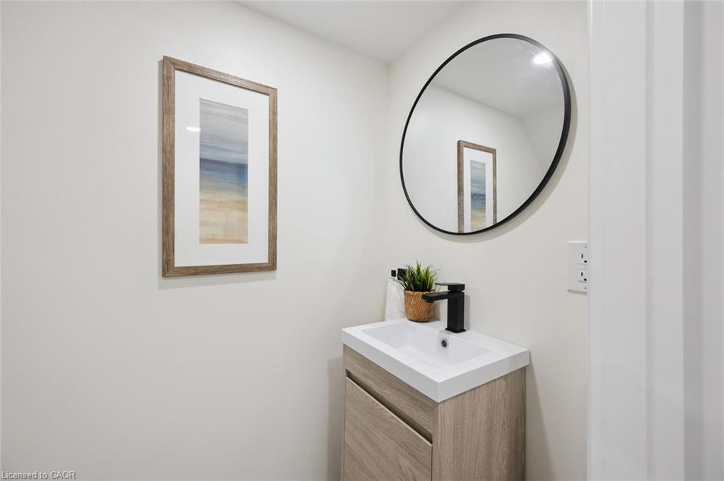 28 Borden Street Property Photo 10
