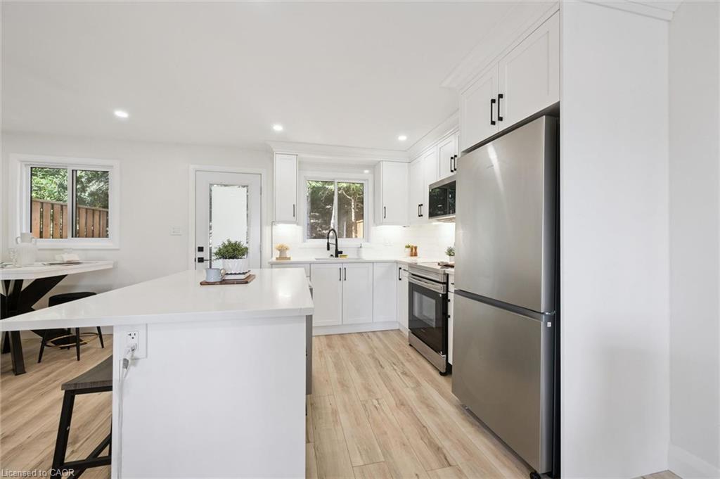 28 Borden Street Property Photo 16