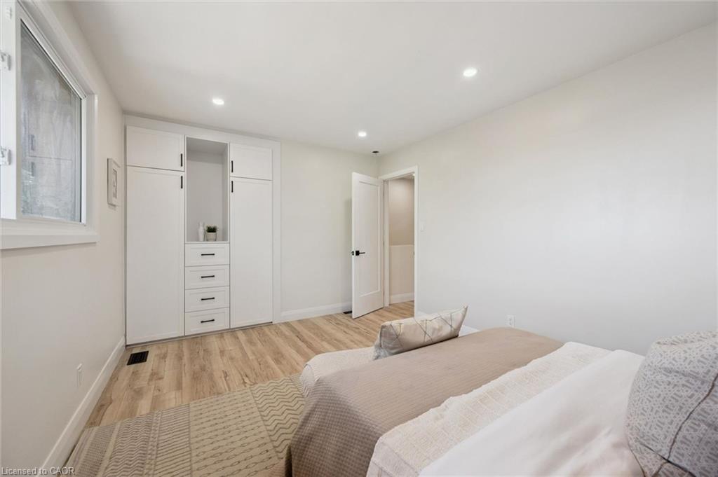 28 Borden Street Property Photo 27