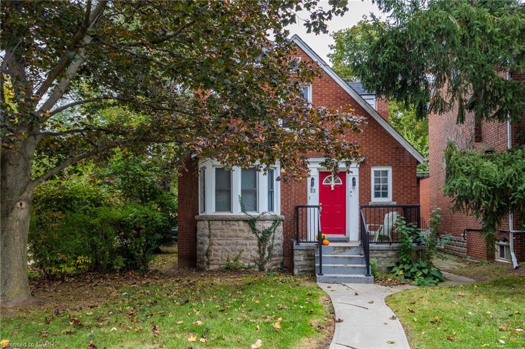 23 Forsyth Avenue S Property Photo 2