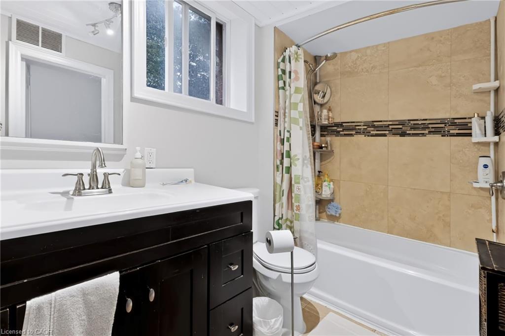 27 Forsyth Avenue S Property Photo 24