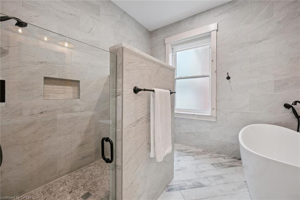 183 Elizabeth Street Property Photo 19