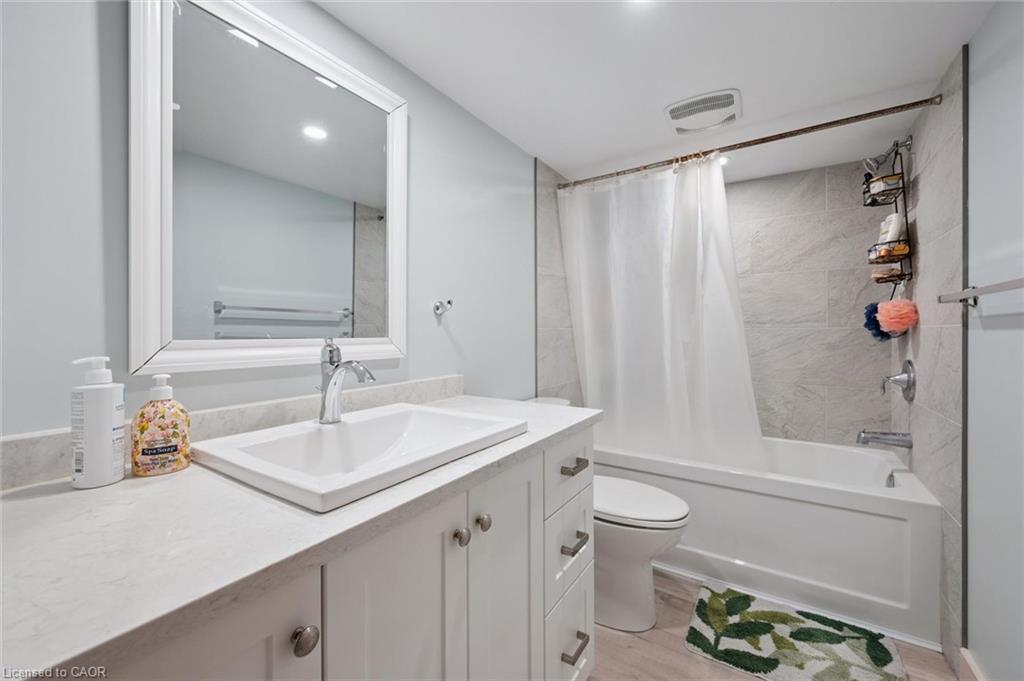 183 Elizabeth Street Property Photo 37