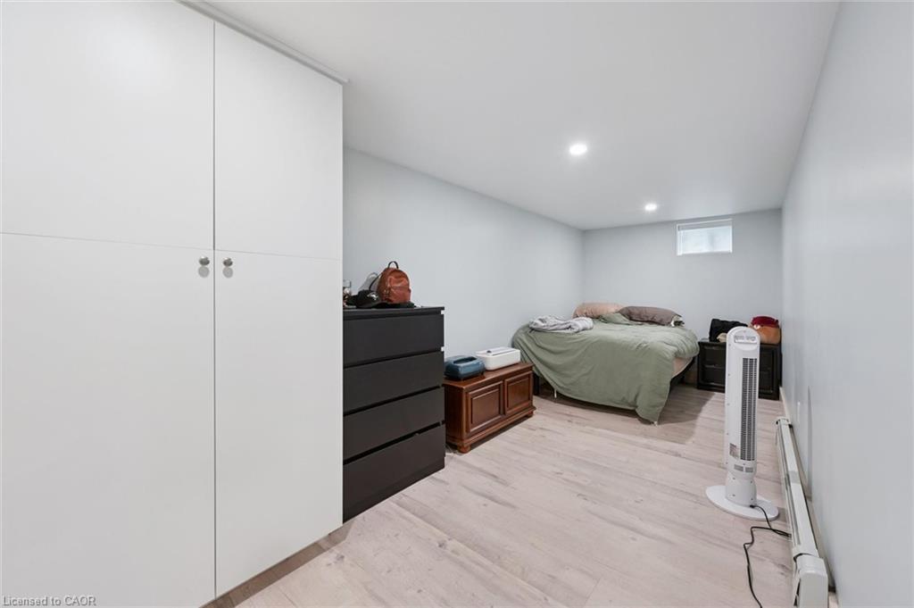183 Elizabeth Street Property Photo 39