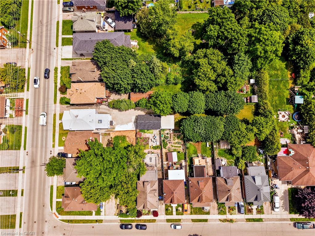 183 Elizabeth Street Property Photo 46