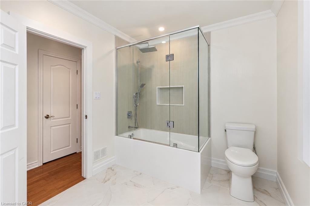 284 Mapledene Drive Property Photo 10