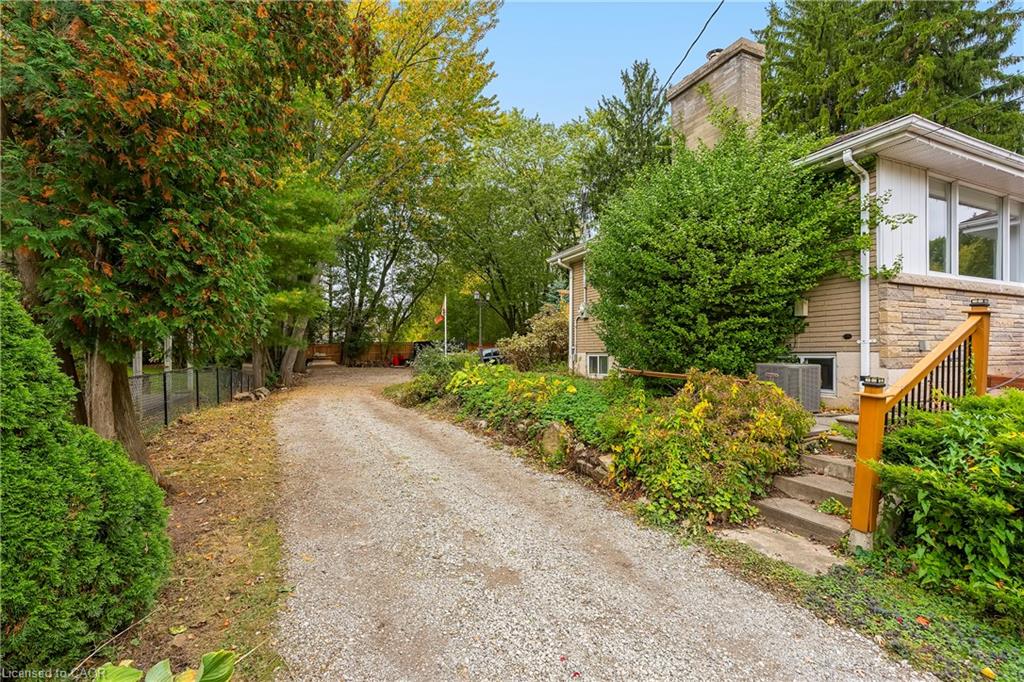 284 Mapledene Drive Property Photo 33