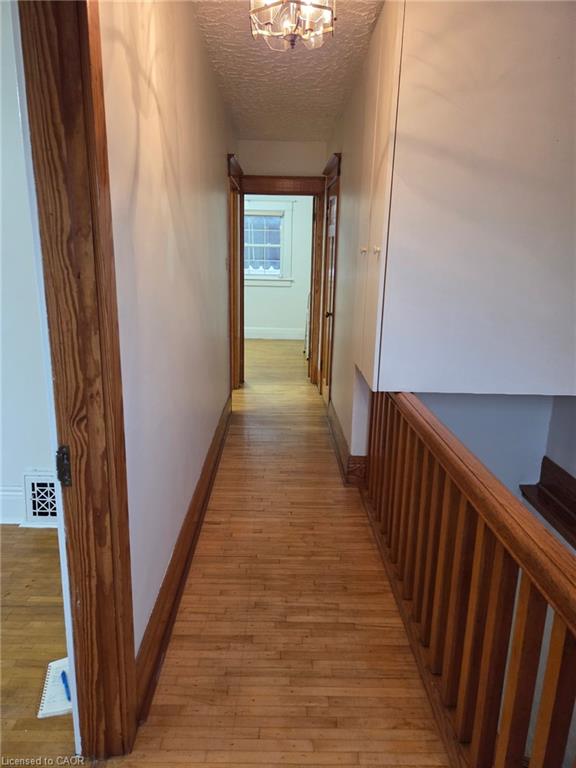 178 Tragina Avenue N Property Photo 11