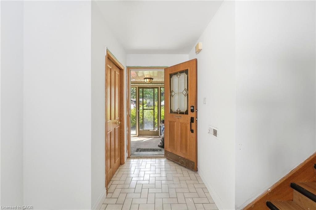 58 Tupper Crescent Property Photo 2