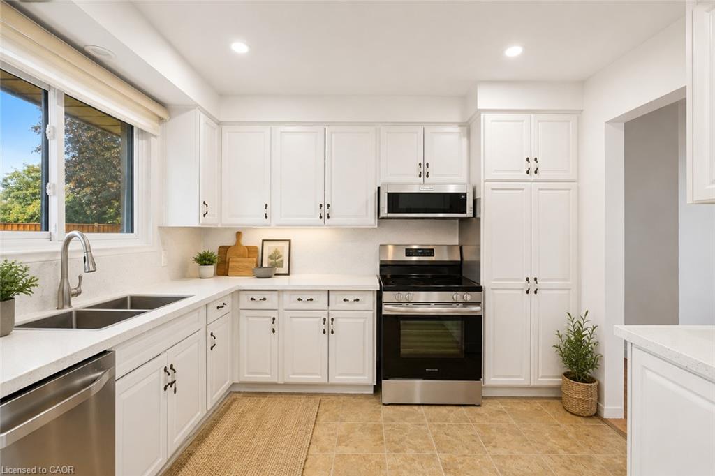 58 Tupper Crescent Property Photo 10