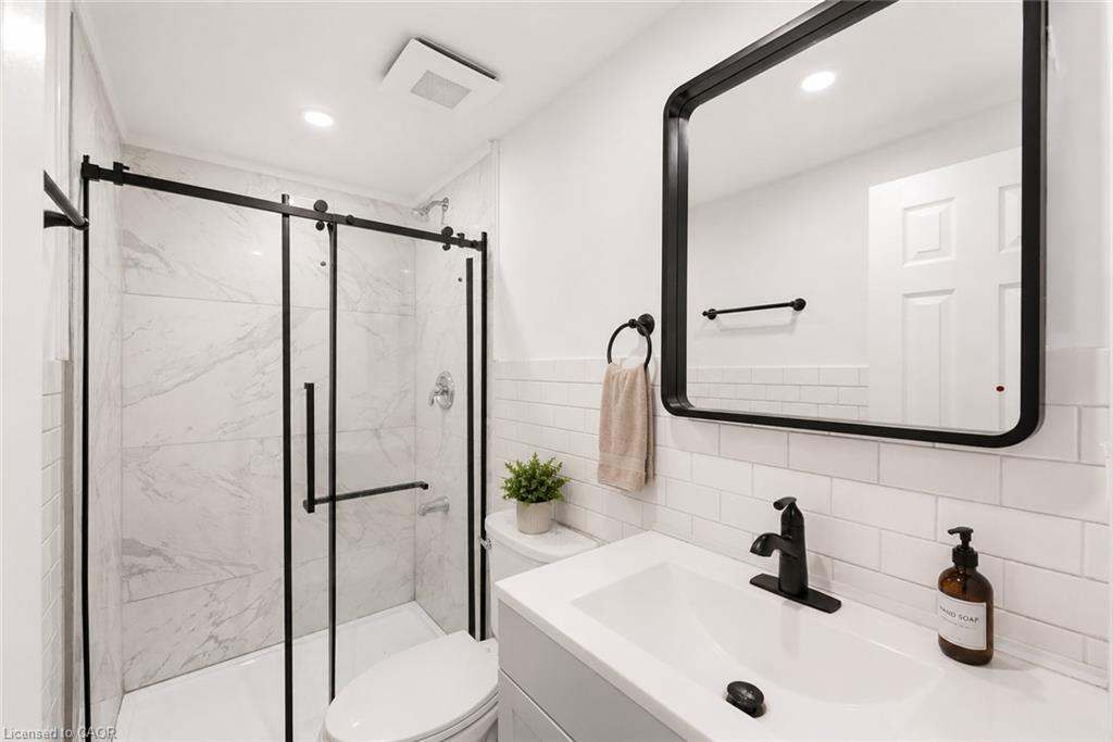 58 Tupper Crescent Property Photo 16