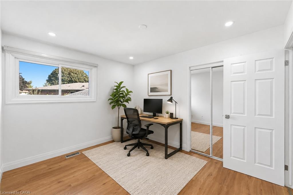 58 Tupper Crescent Property Photo 18