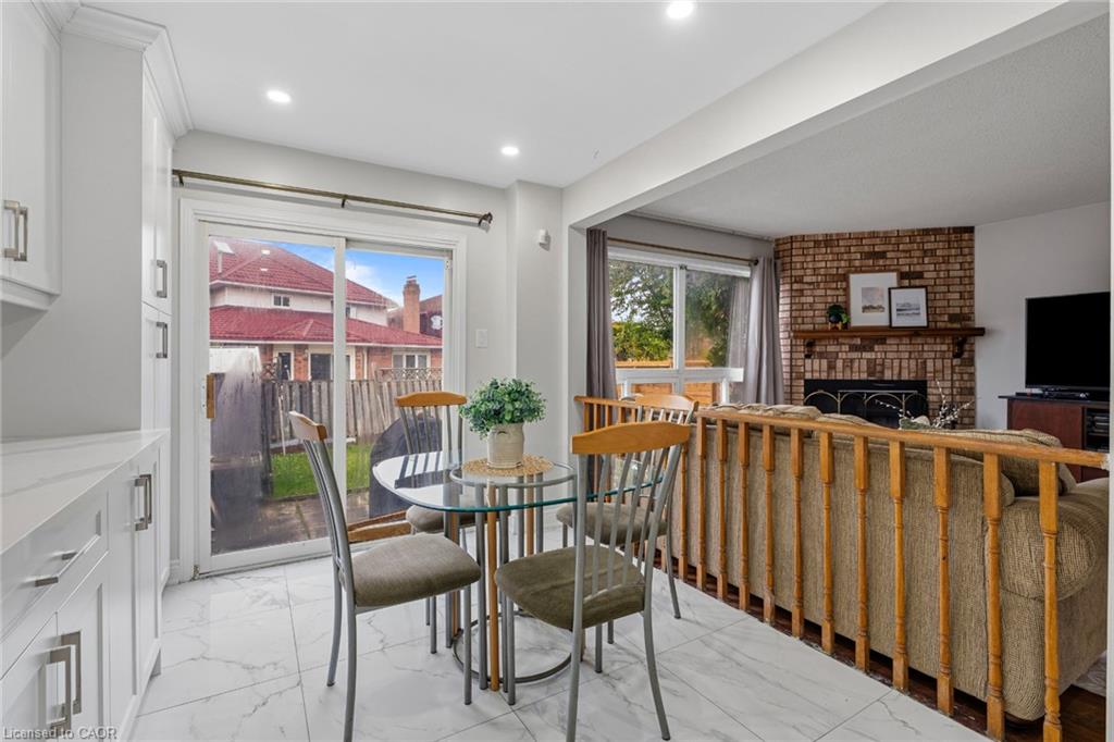 101 Sandmere Avenue Property Photo 8