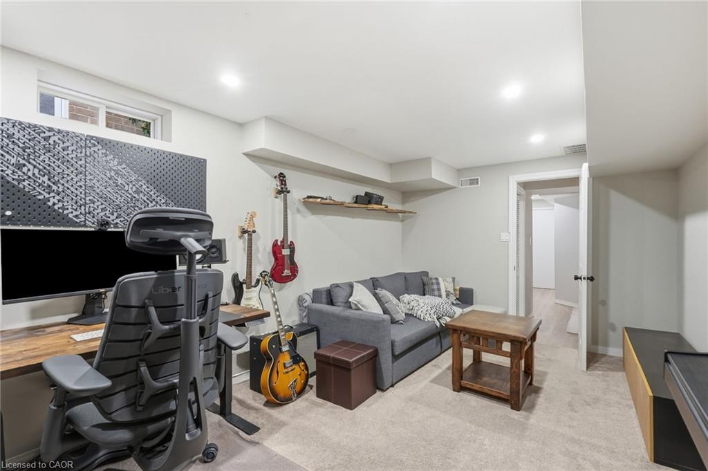 42 Kildonan Crescent Property Photo 36
