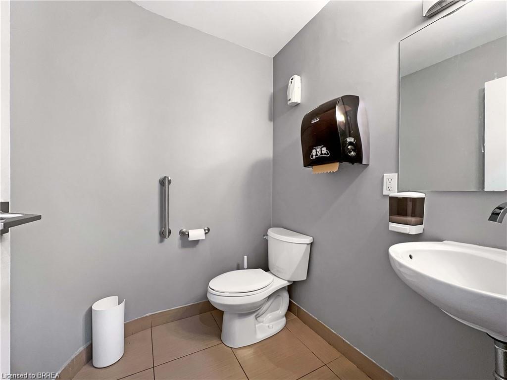 1003-80 Brant Avenue Property Photo 9