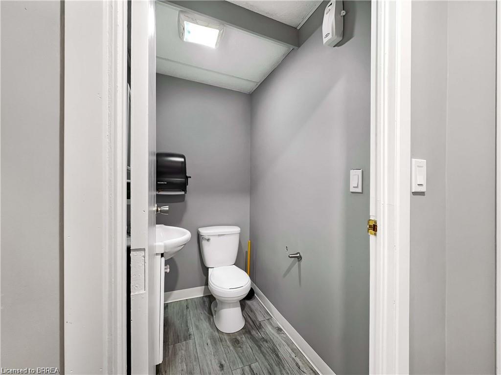 1003-80 Brant Avenue Property Photo 10