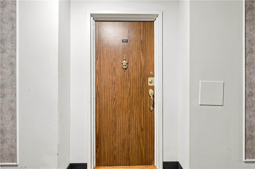 3100 Kirwin Avenue Property Photo 4