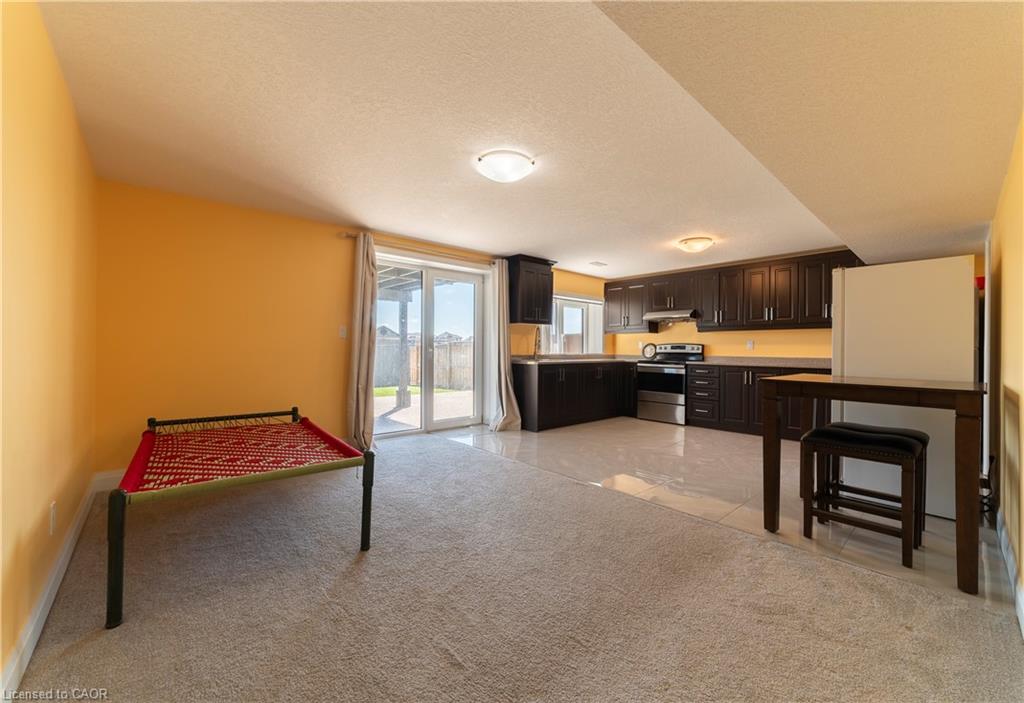 42 Grandville Circle Property Photo 32