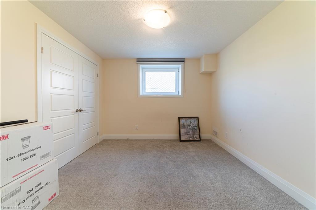42 Grandville Circle Property Photo 36