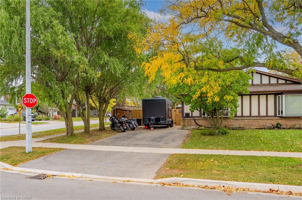 2324 Coldstream Drive Property Photo 3