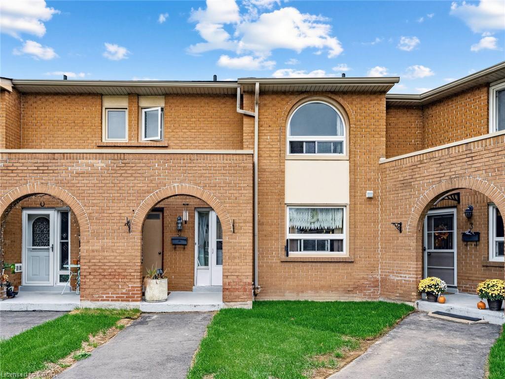 4-1180 Mississauga Valley Boulevard Property Photo 2