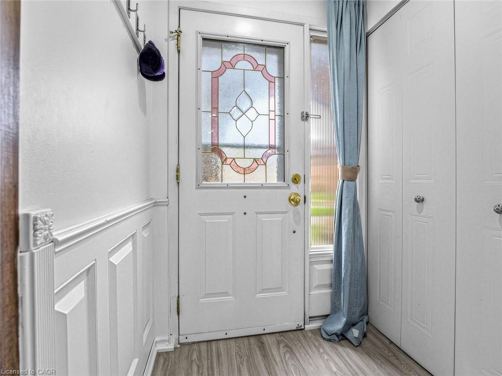 4-1180 Mississauga Valley Boulevard Property Photo 3