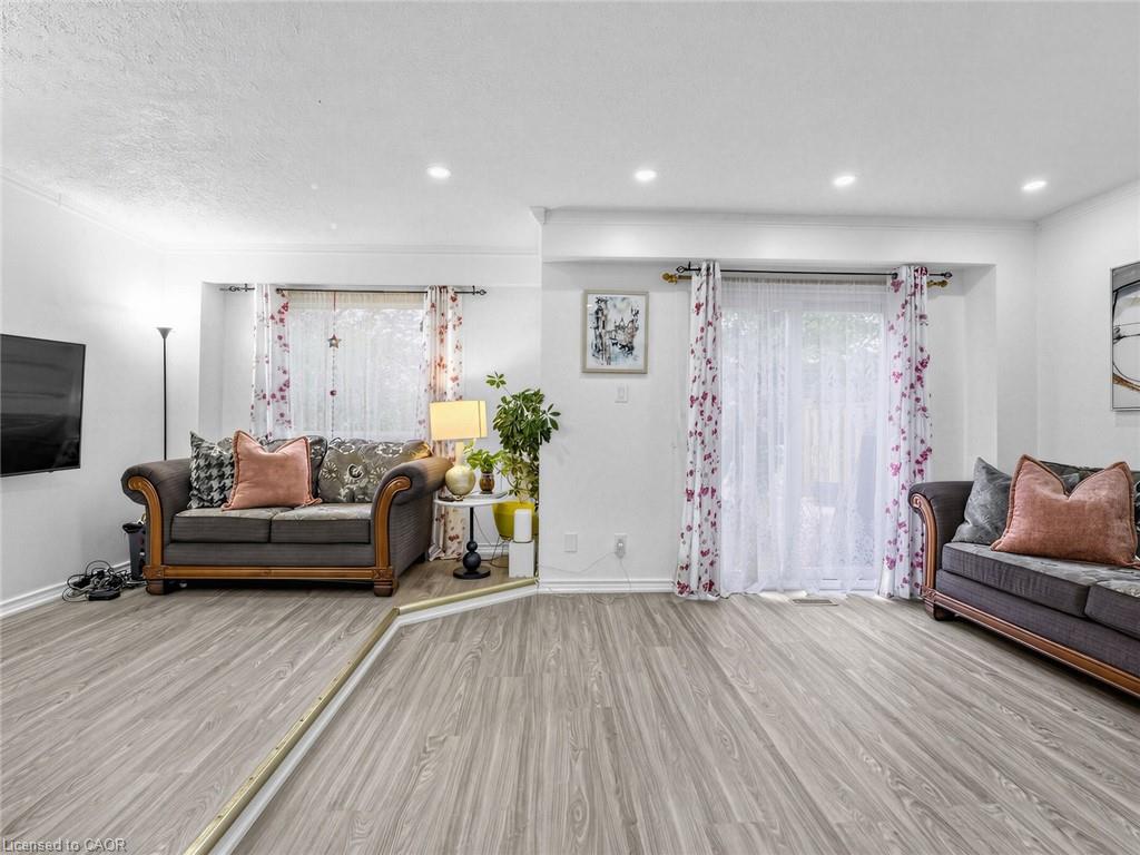 4-1180 Mississauga Valley Boulevard Property Photo 7