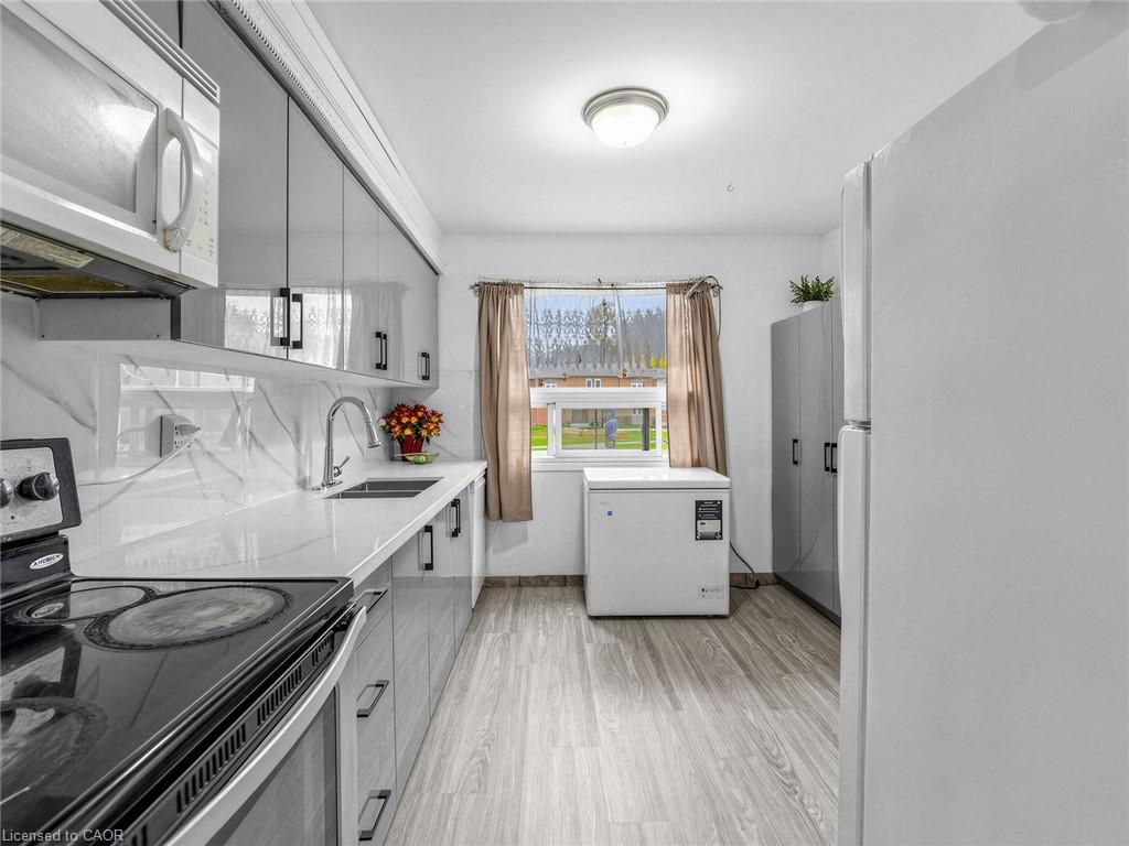 4-1180 Mississauga Valley Boulevard Property Photo 14